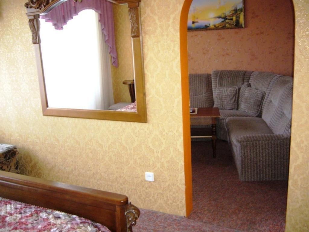 לוצק Hotel Profspilkovyi מראה חיצוני תמונה