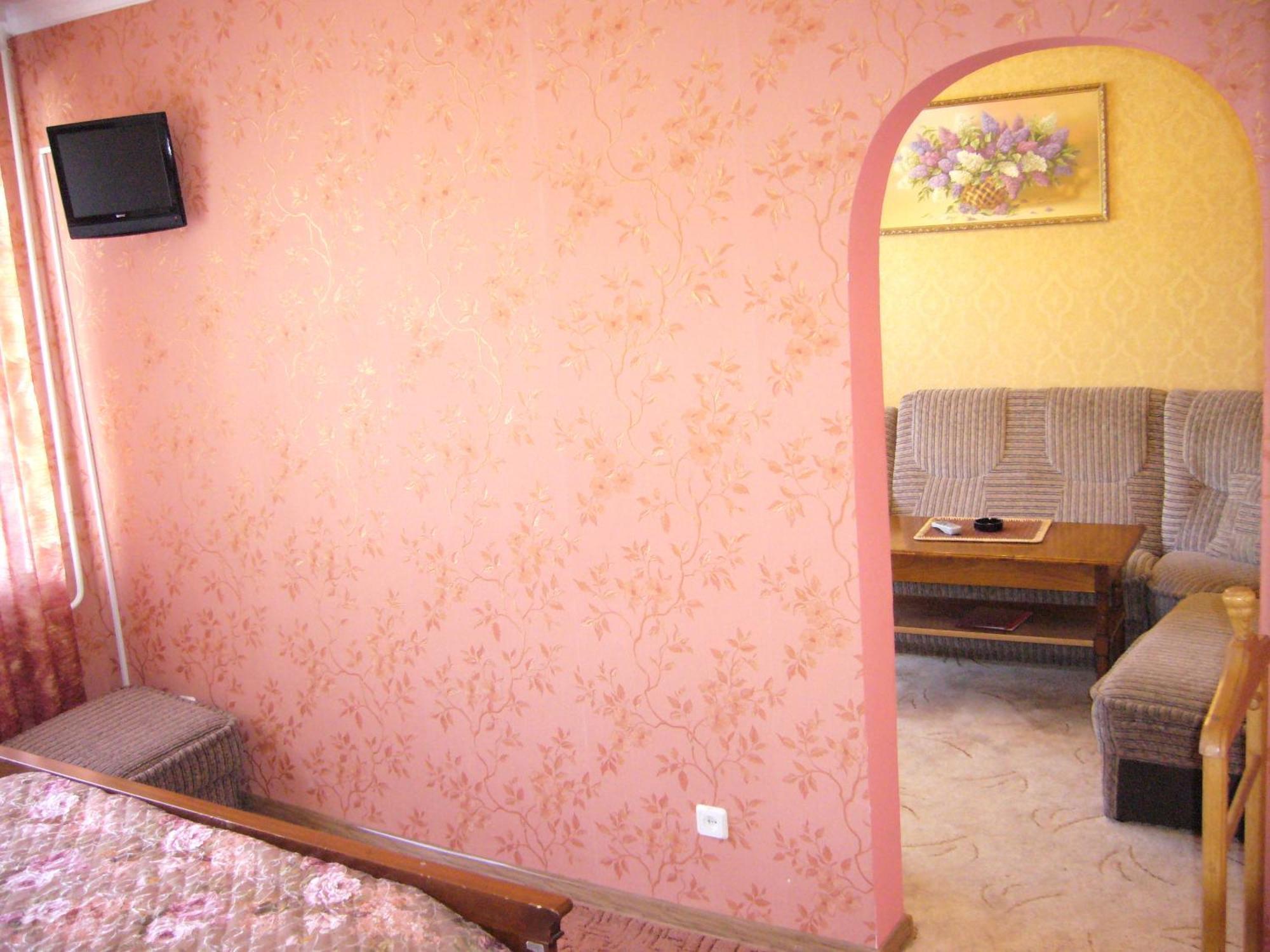 לוצק Hotel Profspilkovyi מראה חיצוני תמונה