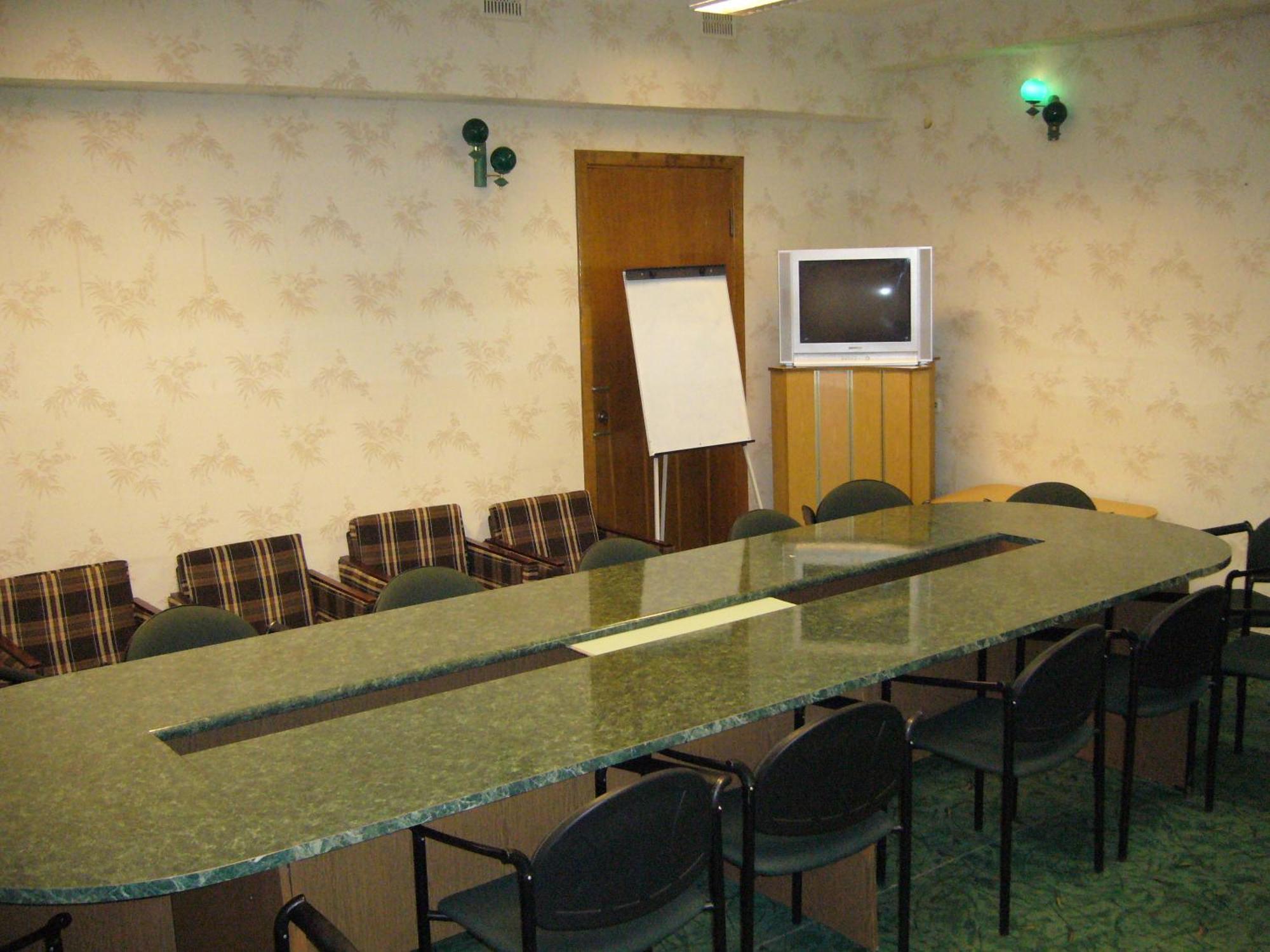 לוצק Hotel Profspilkovyi מראה חיצוני תמונה